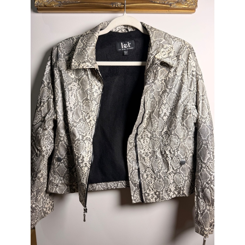 L.E.I. Snakeskin Jacket Women XL Gray Excellent Faux Leather Fleece Lined Moto
